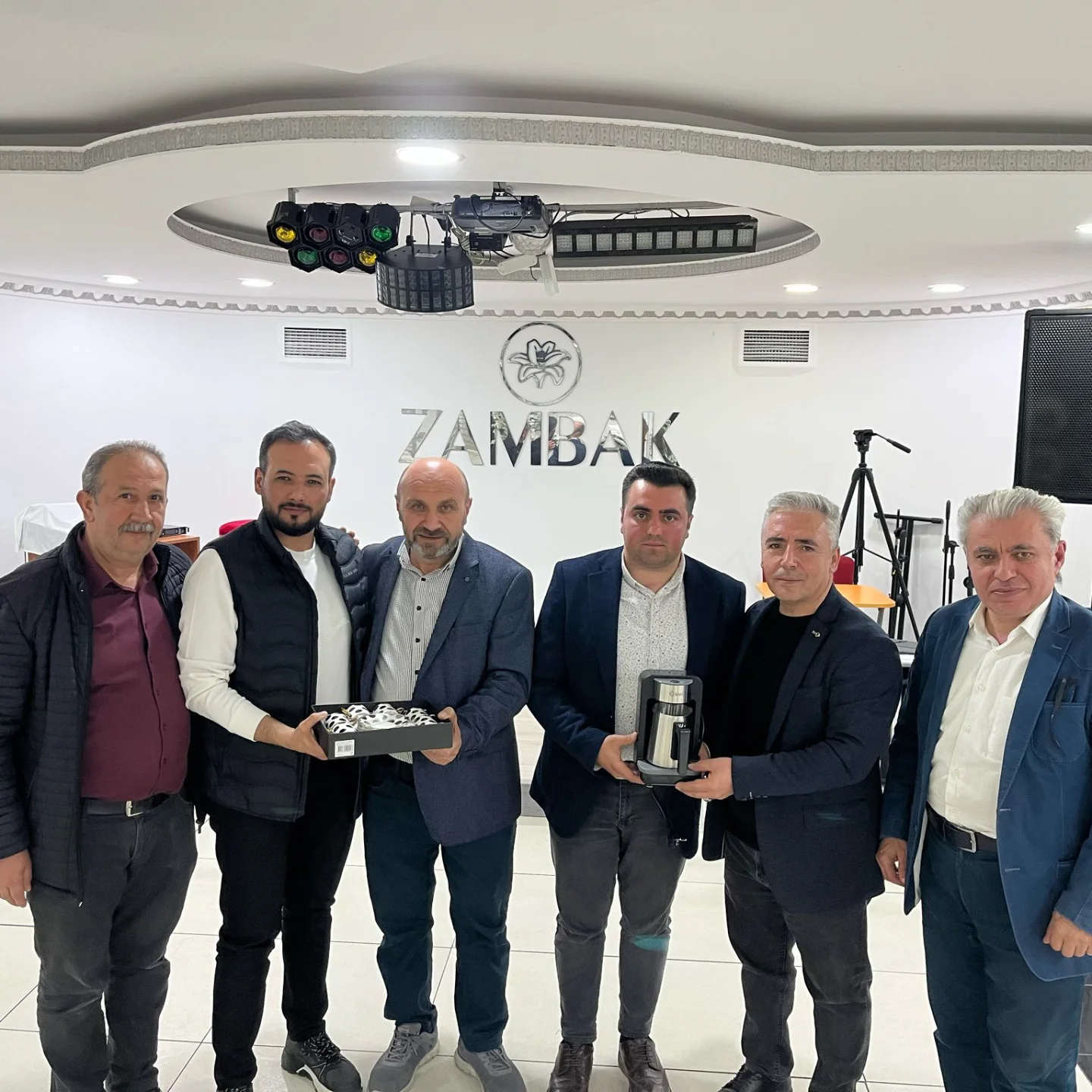 https://yonetim.todef.org/wwwroot/Assets/Images/ali-tekin-ziyaret.webp